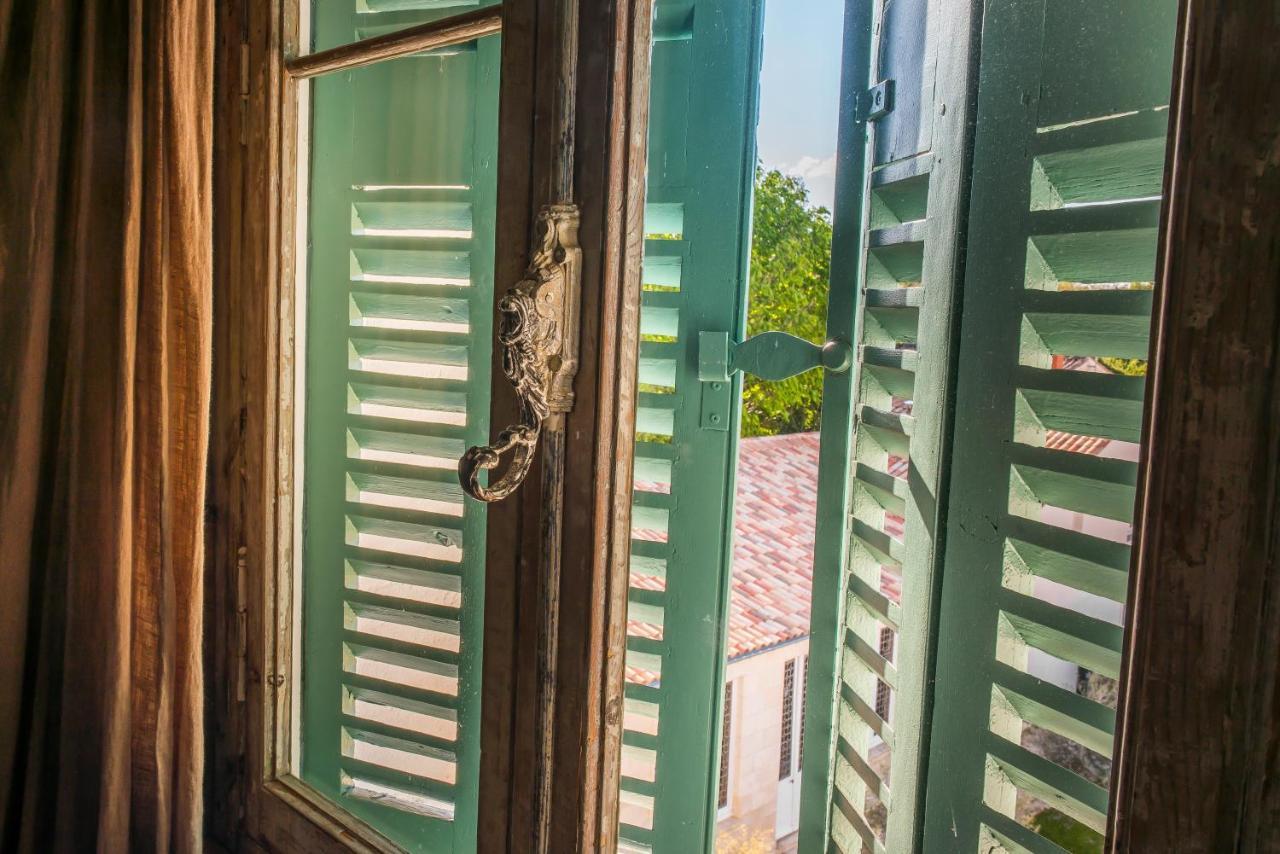 Hotel Le Lanternon Saint-Martin-de-Ré Exteriér fotografie